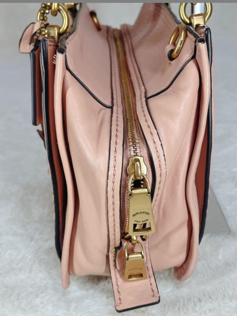 Coach Dreamer 27 With Colorblock Deco Quilting And Rivets EUC - Picture 5 of 16